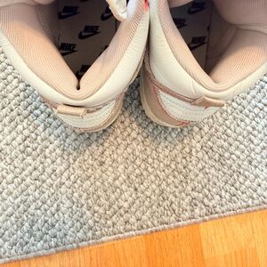 Nike Kids Sneakers - Cream and Pink